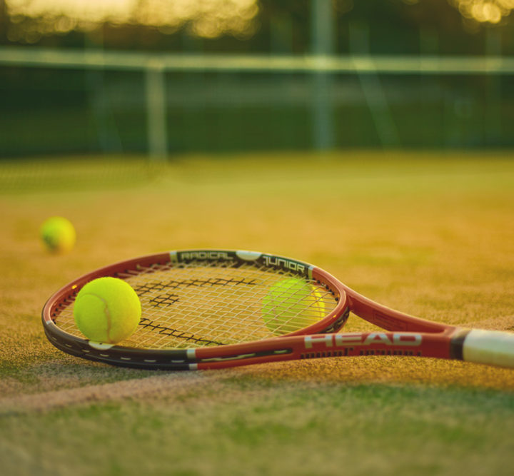 Contacto Chalet Tenis